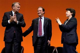 Martine-aubry-avec-francois-hollande-et-jean-marc-ayrault-photo-afp